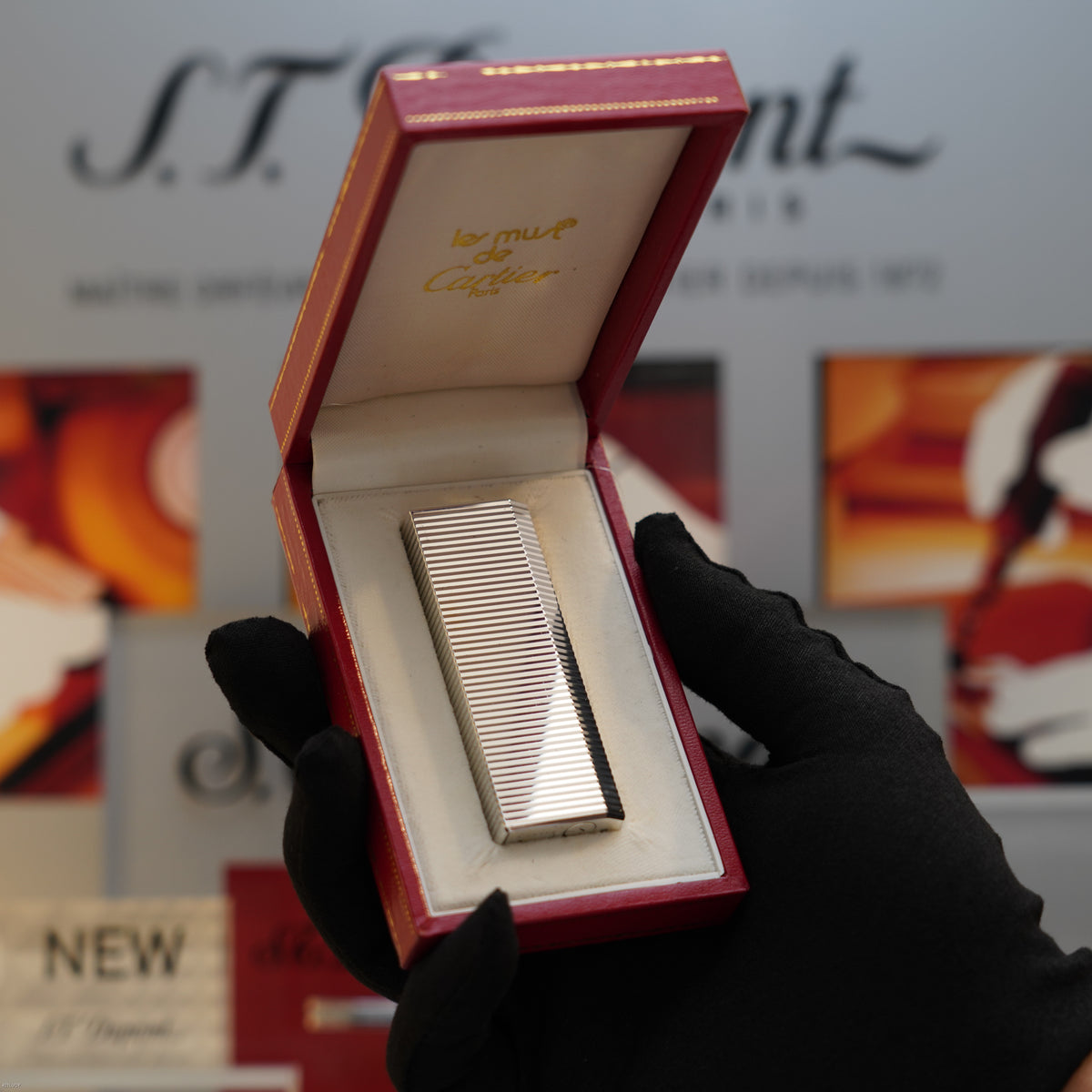 Vintage Early 1970s Cartier Les Must Pentagon Heavy Silver Finish Horizontal Line Pattern Lighter – Excellent Full Set