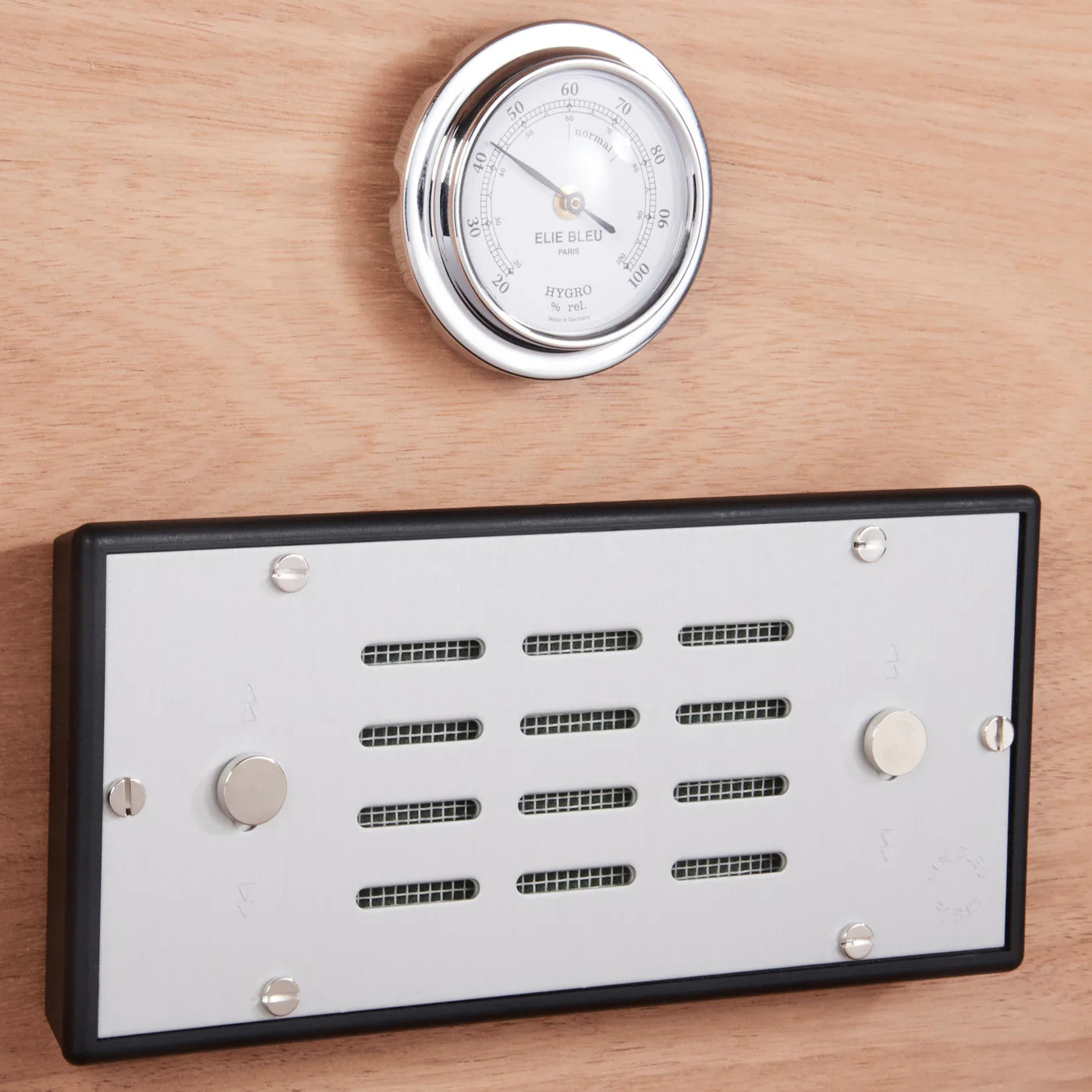 Elie Bleu Red Sycamore Fruit Humidor (75 Cigars)